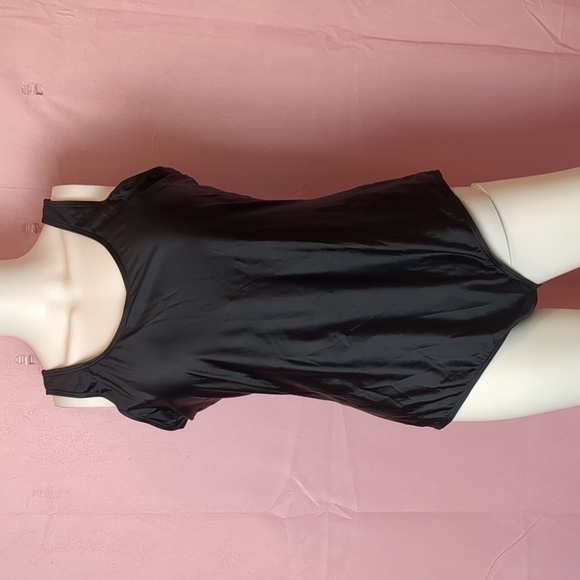 Black One Piece Scoop Neck Swimsuit with Criss Cross Back Design - Picture 2 of 7